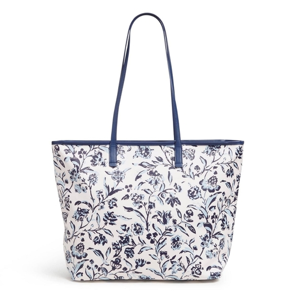 Vera Bradley Handbags - Vera Bradley Perennially Cream Blue Floral Large Every Day Zippered Tote Bag